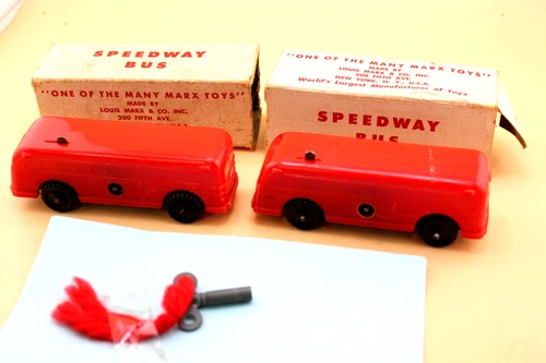 VINTAGE MARX STREAMLINE SPEEDWAY PLAY SET WITH TWO RARE WINDUP BUSES AND TRACK