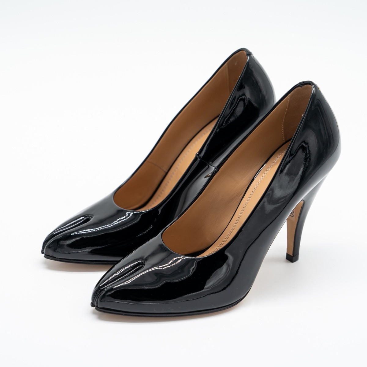 size 37 eu 7 US Maison Margiela Tabi Patent Leather Pumps 