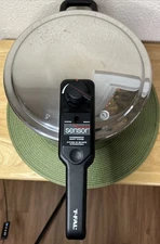 VINTAGE T-FAL SENSOR 6 LITER/QUART  PRESSURE COOKER MODEL SA SEB 3215 PRE-OWNED