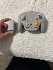 Nintendo DOLABLG2  WaveBird Wireless Controller - Grey