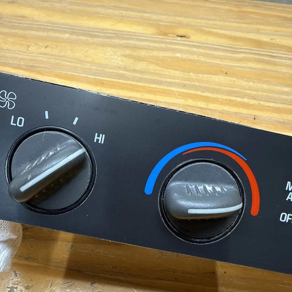 2001 2005 OEM CHEVY GMC VAN CLIMATE CONTROL TEMP ASTRO EXPRESS SAFARI SAVANA A/C - Image 3 of 4