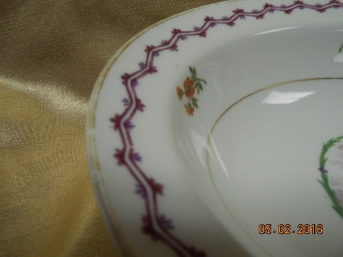 "MALMAISON" (VECCHIA, SCENA DI PESCA VIOLA) CIOTOLA OVALE PER VERDURE 9 1/2" DI HAVILAND - Foto 4 di 11