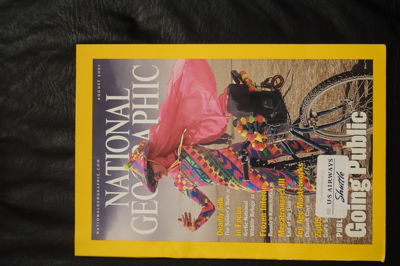 BACK ISSUE NATIONAL GEOGRAPHIC AUG 2001