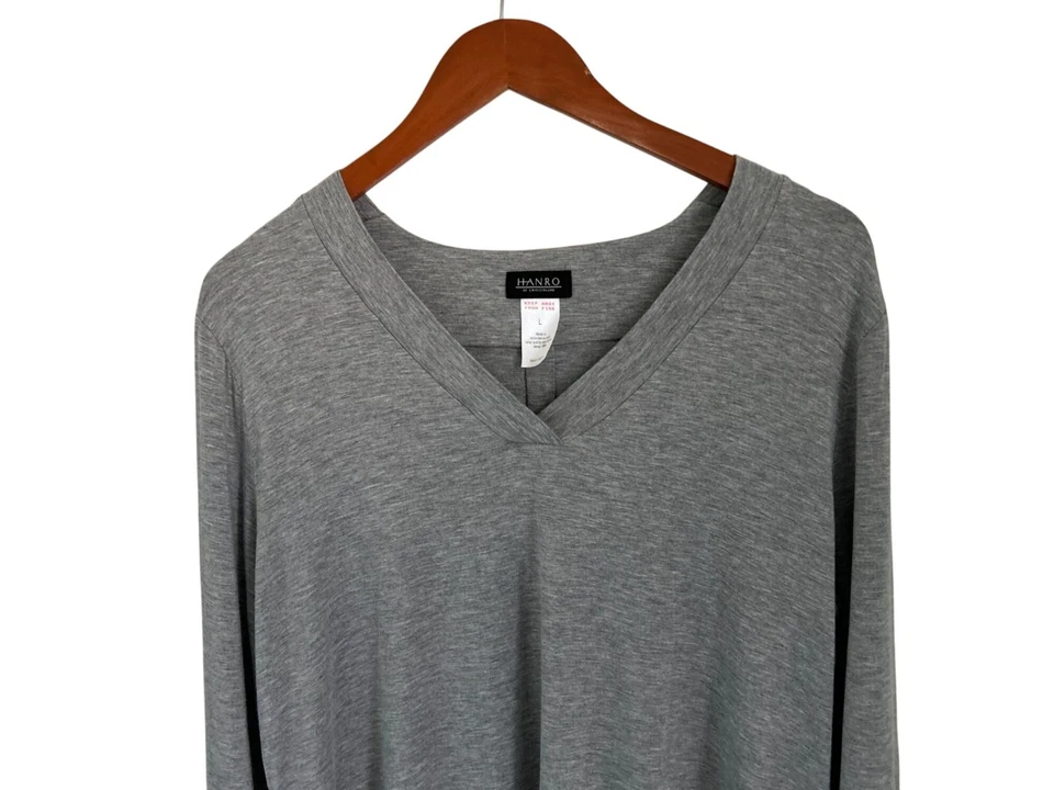 Pijama Hanro of Switzerland cinza gola V manga longa lounge top para dormir - Imagem 3 de 4