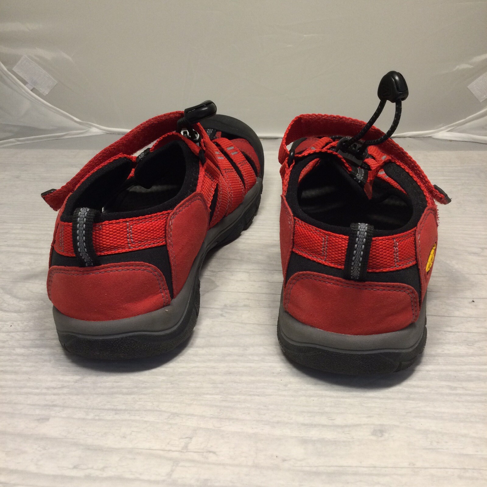 Sandali scarpe da donna Keen taglia 6 bordeaux rosso Newport H2 outdoor escursionismo acqua