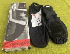 12 M New In Box CAPEZIO Black MEN'S 2031A COBRA CANVAS SPLIT SOLE Ships Free USA