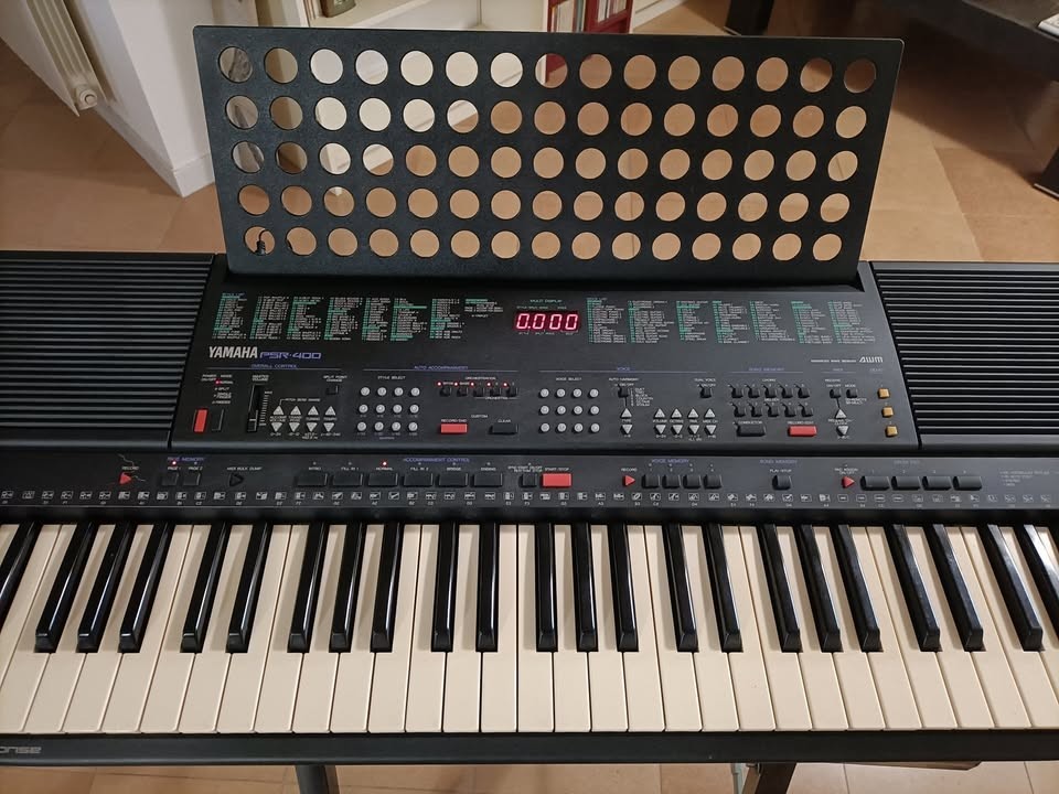 Tastiera dinamica a 61 tasti Yamaha PSR-400 - Condizioni ottime