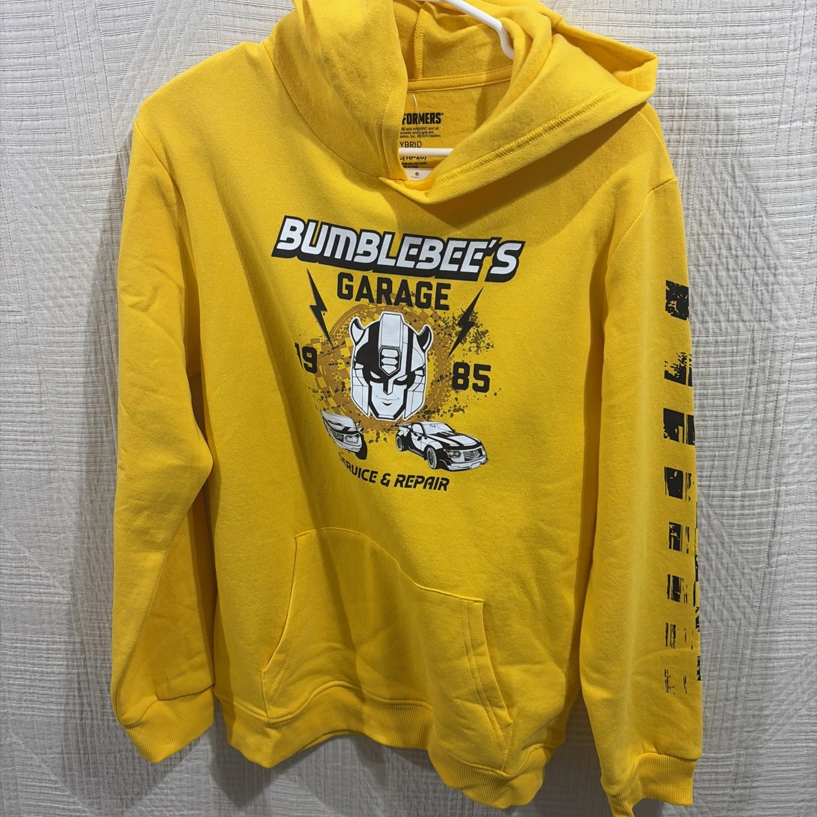 Bumblebees Garage Boys 18/20 Yellow Sweatshirt New