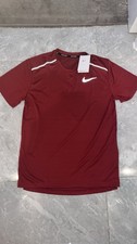 Nike Dri-Fit Miler Rot Größe S