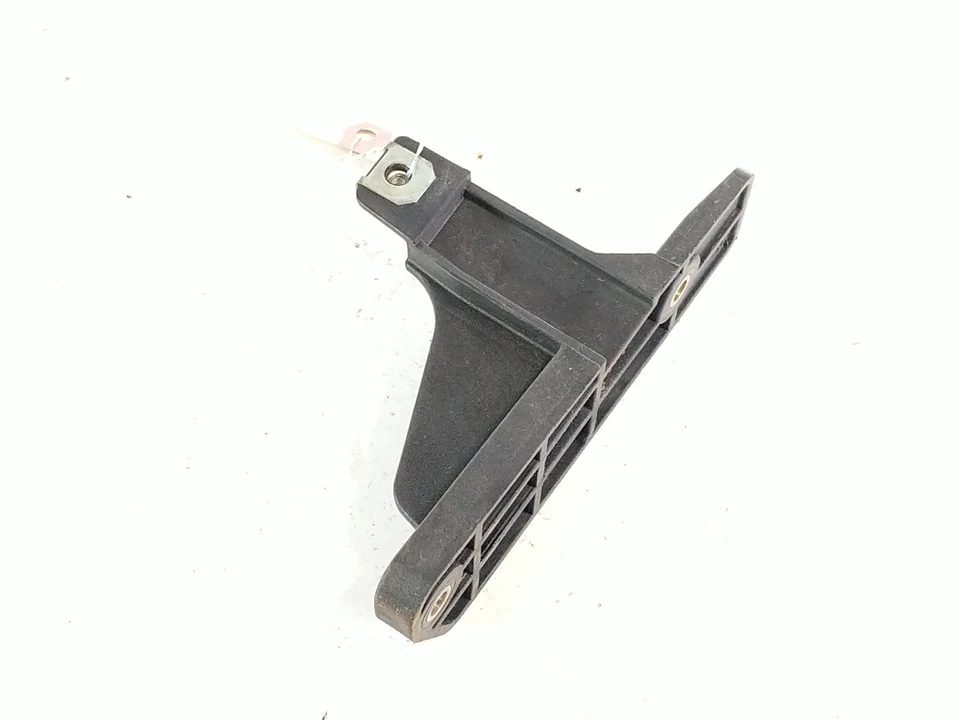 Soporte montaje pestillo asiento izquierdo bmw k1200gt 06 7687995 Foto 3 de 4