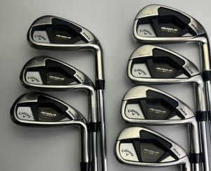 Callaway Golf Rogue ST Pro Set de 8 fers à repasser pour droitier, tige en graphite, Flex rigide, 3 fers – PW