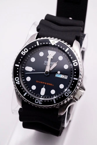 Seiko SKX007 7S26-0020 — 2024 Serviced, New Crystal, Rubber Strap, 60-Click