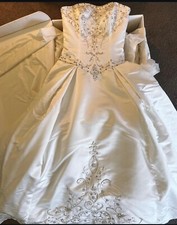 Vintage wedding dress with detailed beading