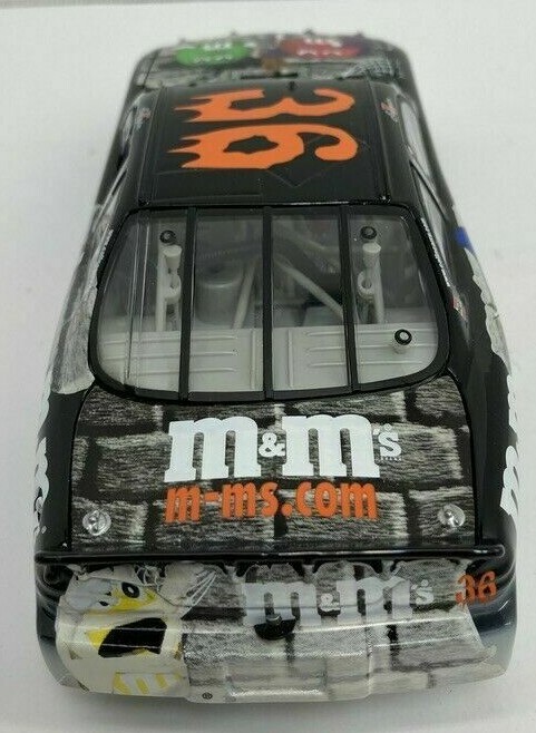 KEN SCHRADER 2001 HALLOWEEN M&M'S SPECIAL 1/24 ACTION DIECAST CAR
