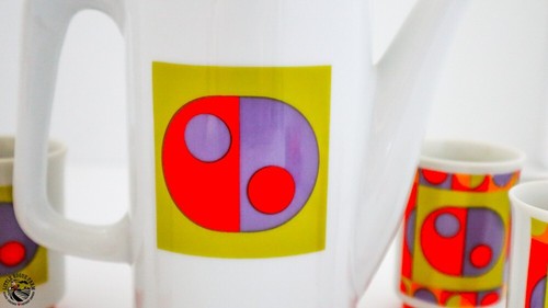 VTG RETRO Mid Century GEOMETRIC Pitcher W/ 4 Mugs Cups Vintage Ceramic ABSTRACT - Picture 2 of 8