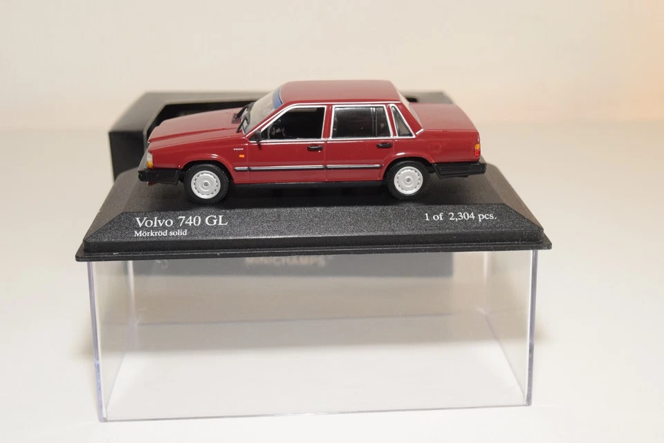 A30 1:43 MINICHAMPS VOLVO 740 GL 740GL MORKROD SOLID MAROON COME NUOVO IN SCA... - Immagine 2 di 4