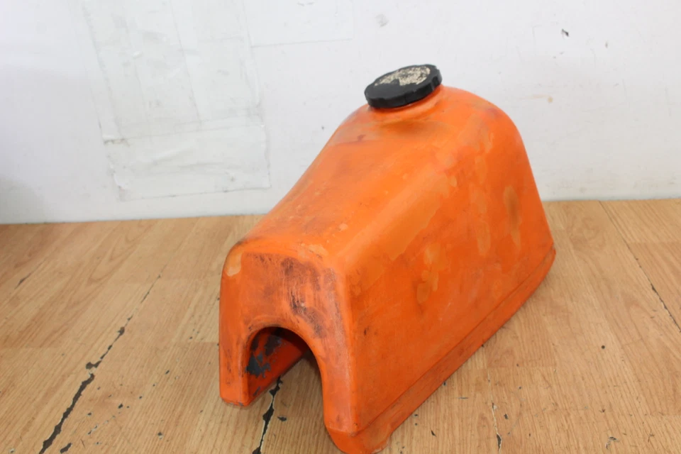 1978 Can-Am 250 MX4 Gas Tank - Image 2 of 4