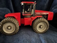 1/16 Case IH 9370 Steiger 425 HP Dual Wheeled 4WD Tractor