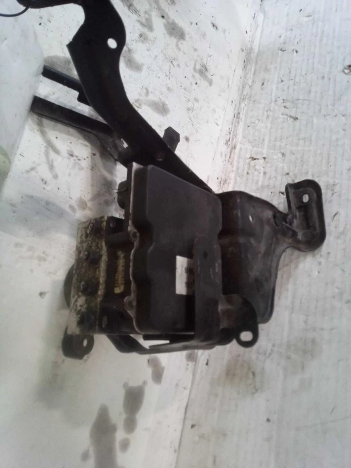 Anti-Lock Brake Part Assembly Convertible AWD Quattro Fits 07-09 AUDI A4 515558 - Изображение 2 из 4