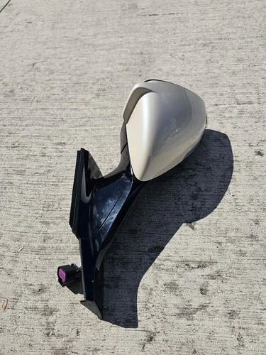 2011-2015 Chevy Volt LH Driver Side View Mirror Assembly White Color OEM