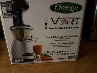 ** NEW** Never Opened Omega VERT Low Speed Juicing System VRT350 - Silver