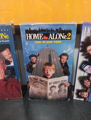 Home Alone 1 2 And 3 Trilogy VHS - Picture 3 of 7