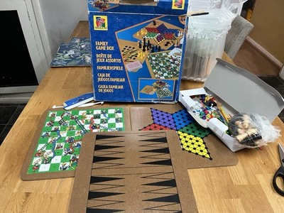 Pavillon Familie Spiel Box Schach Backgammon Dame Schlangen & Leitern Holz Bretter