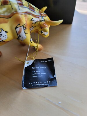 Cow Parade - Peach Cowbler - #7332 Collectible - Westland Giftware