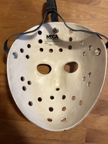 NECA FRIDAY THE 13TH JASON VORHEES MASK PROP MOVIE REPLICA 2009 RARE REEL TOYS - Picture 2 of 2