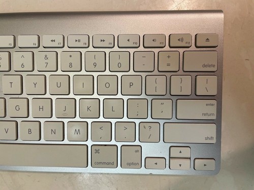 Apple Wireless Keyboard A1255 - Picture 5 of 10