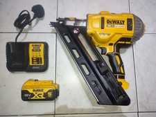 Dewalt Dcn692 18v Li-ion Brushless Battery Powered First Fix Framing Nail Gun