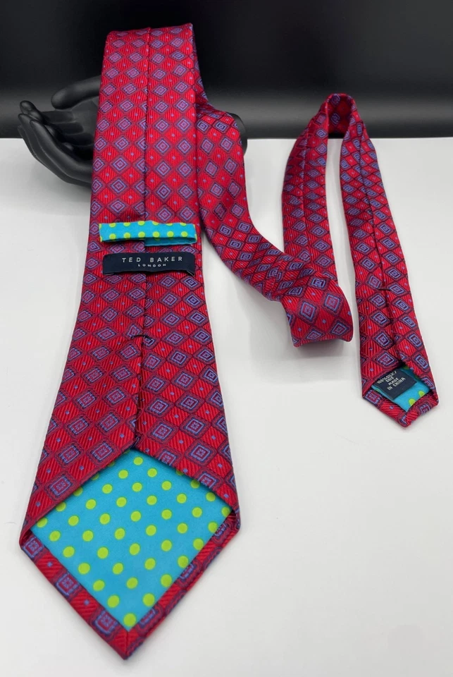 TED BAKER London Men's 100% Silk Tie ~ Red ~ Geo Grid ~ Designer! - Image 3 of 4