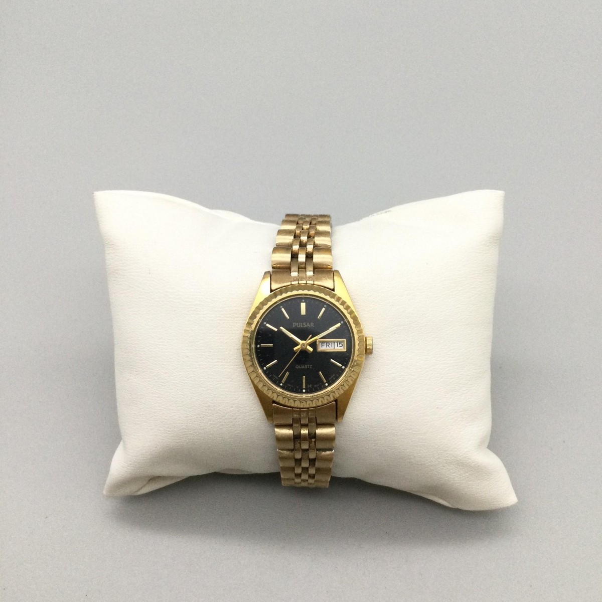 Vintage Pulsar Womens Watch 24mm Black Gold Tone Day Date V893
