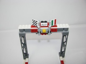 Lego 8423 World Grand Prix Racing Rivalry Cars 2 Incomplete