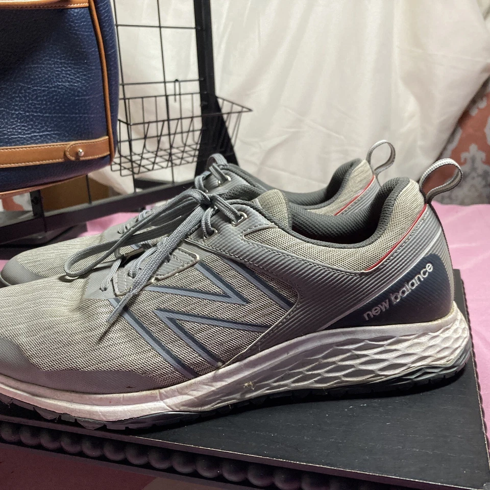 NEW IN BOX MEN'S NEW BALANCE FRESH FOAM CONTEND SHOES, COLOR:GRAY/WHITE, SIZE 13 - Image 2 of 4
