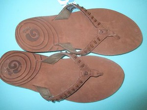 teva flip flops with arch support