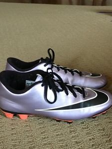 purple nike mercurial soccer cleats