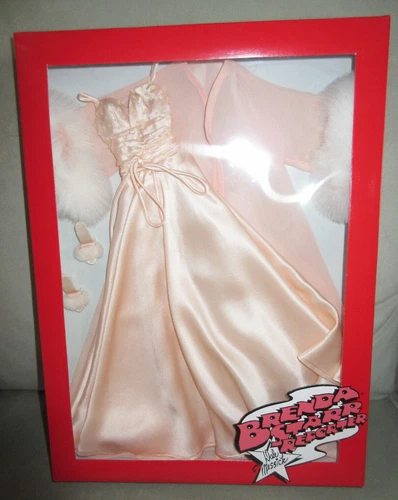RARE Robert Tonner 16" BRENDA STARR Dream Girl Outfit NRFB w Shipper