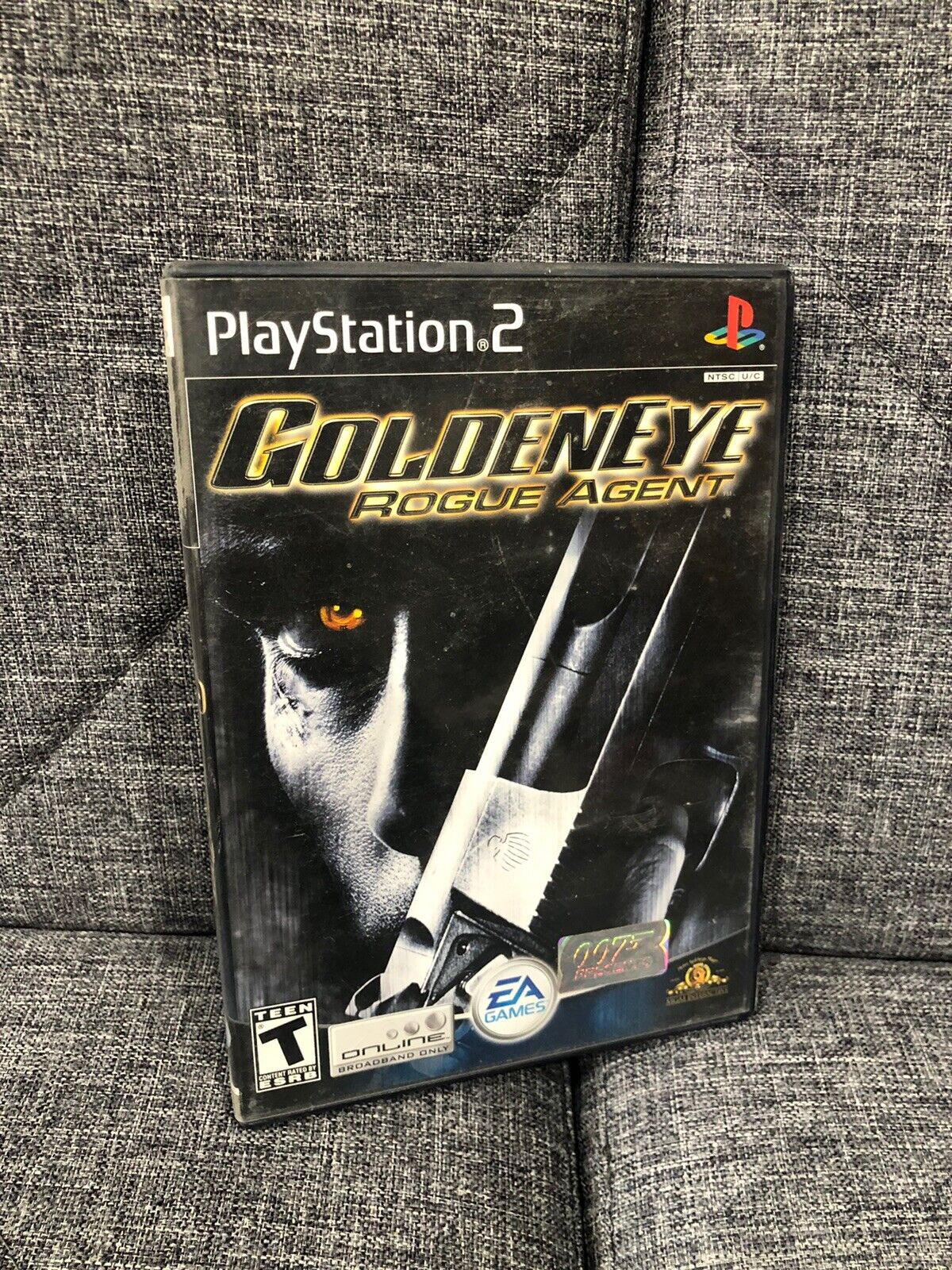 James Bond 007 GoldenEye Rogue Agent Playstation 2 PS2 Video Game Tested  Working 14633148688 