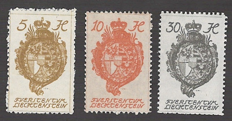 Liechtenstein 19210Scott 32 + 33 + 37 --- Coat of Arms - MNH