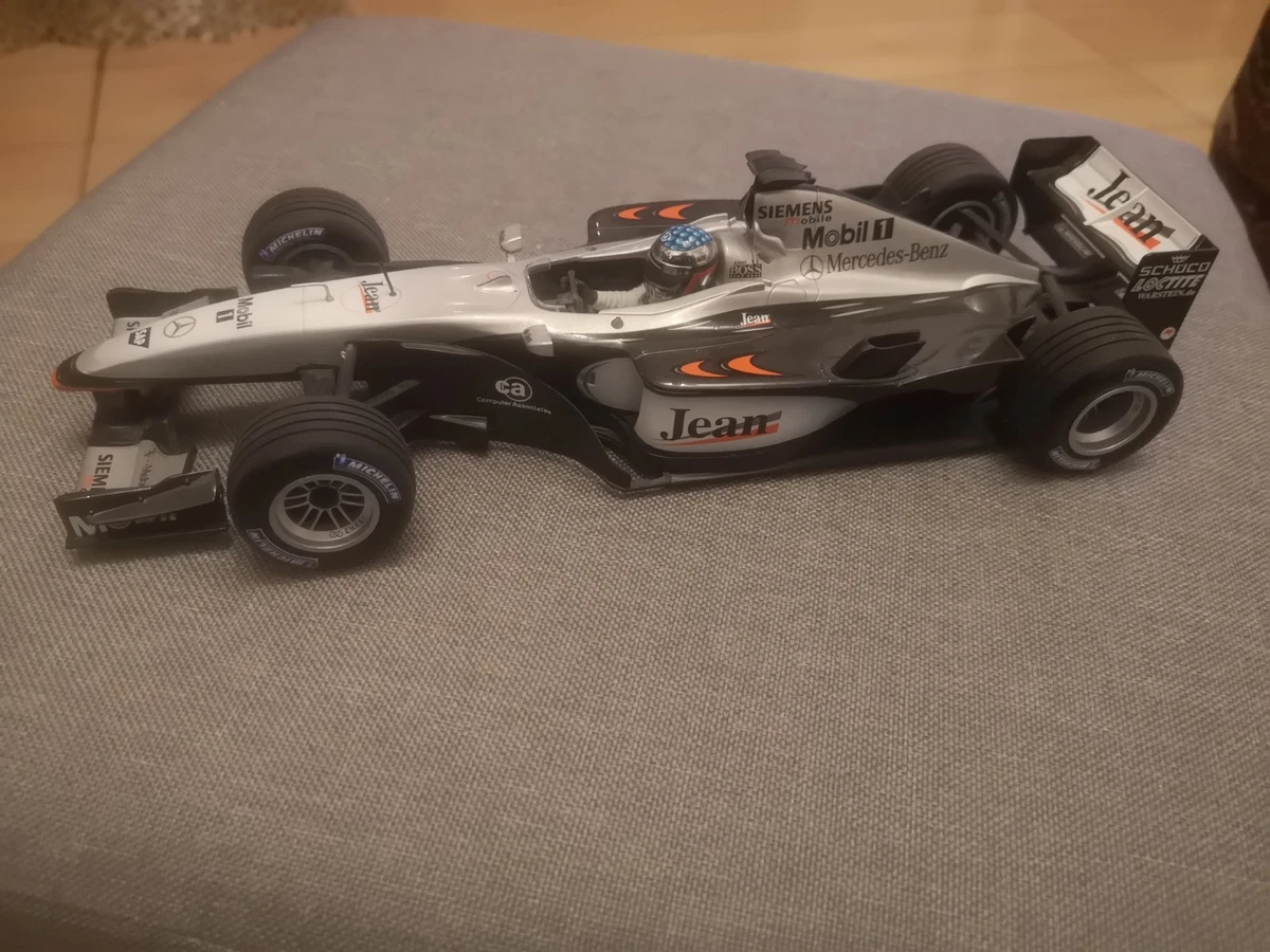 Figurine Figure F1 Formule 1 2001 Dany 1/43 MIKA HAKKINEN