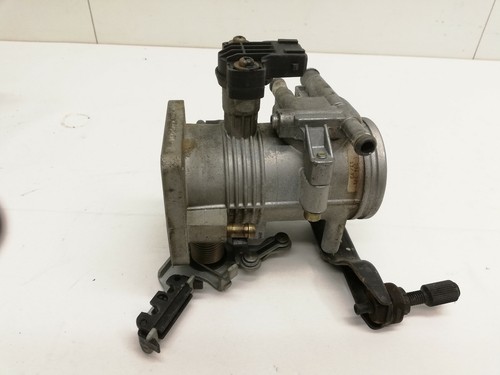 BMW 3er E36 318i  Drosselklappe 1734771  (69)