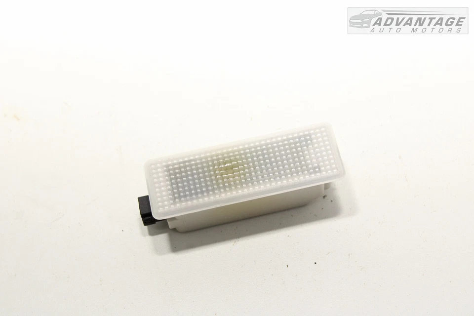 BMW 535I F10 2009-2016 sedán panel de puerta tablero interior luz de cortesía lámpara OEM Foto 2 de 4