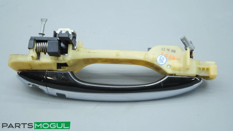 Manija exterior de la puerta del lado del conductor delantera izquierda Hyundai Equus 2011-2016 OEM Foto 3 de 4