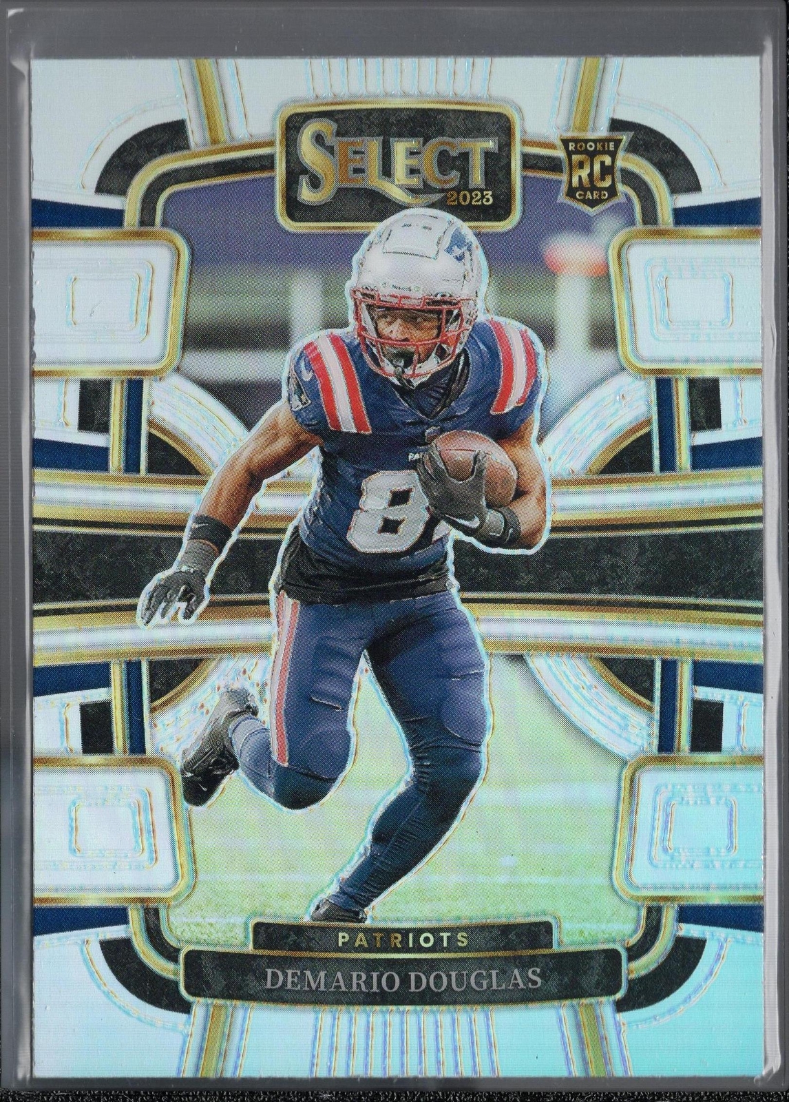 2023 Panini Select #68 Demario Douglas Silver Prizms