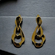 Vintage Trifari Gold Teardrop Outline Dangle Clip-On Earrings 1980s