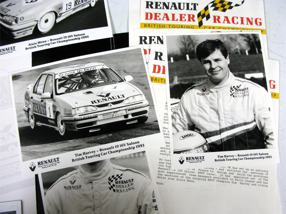 RENAULT Dealer Racing Car Press Pack BRITISH TOURING CAR CHAMPIONSHIP 1993 - Image 3 of 4