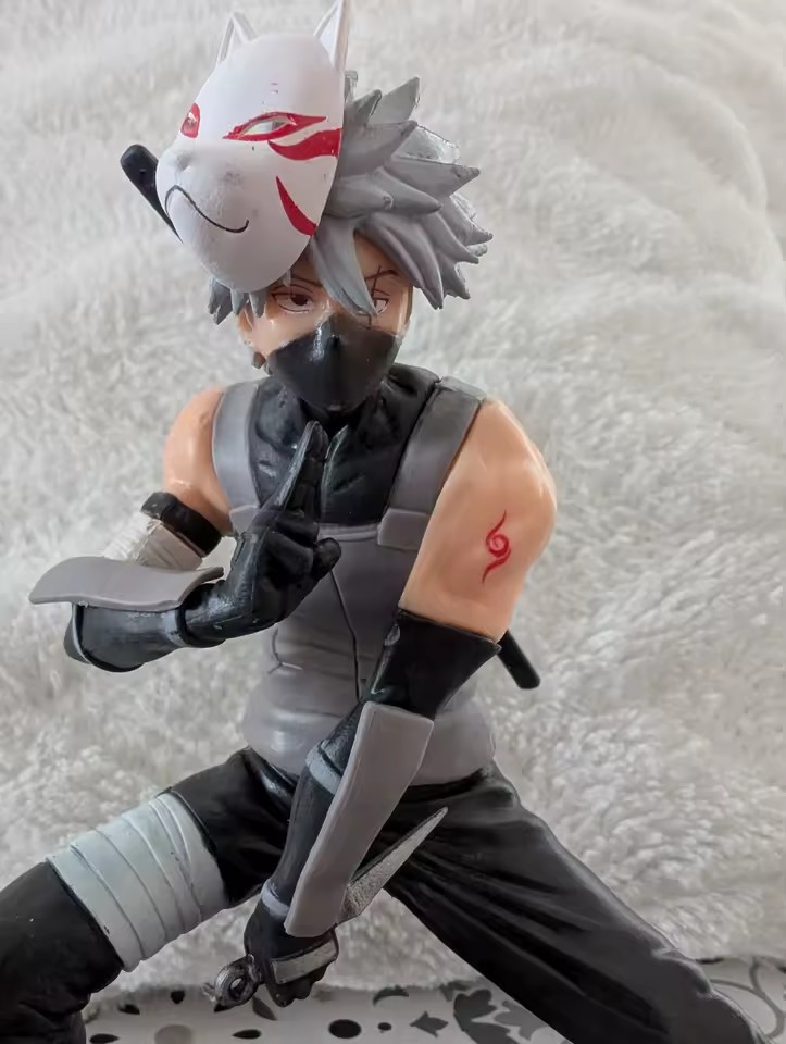 Figura Hatake Kakashi 18cm Naruto Anime Modelo PVC Regalo