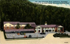 Linen Postcard New Riverside Hotel Gatlinburg Tennessee TN UNP