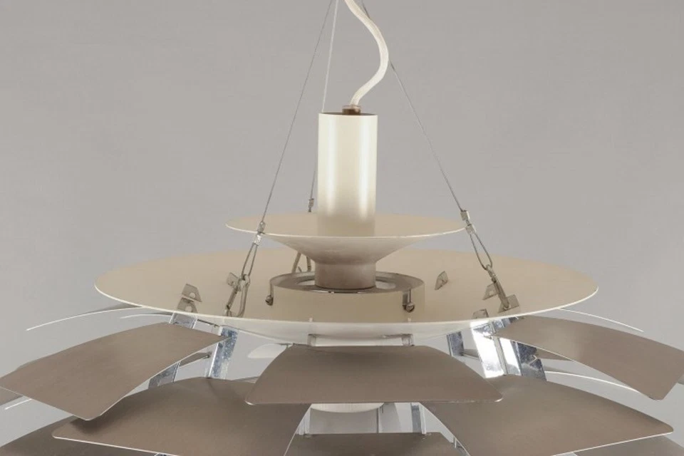 Poul Henningsen para Louis Poulsen. Colgante "Kogle" (Alcachofa PH). Finales del siglo XX. Foto 4 de 4